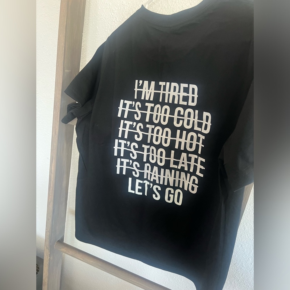 Black workout tee